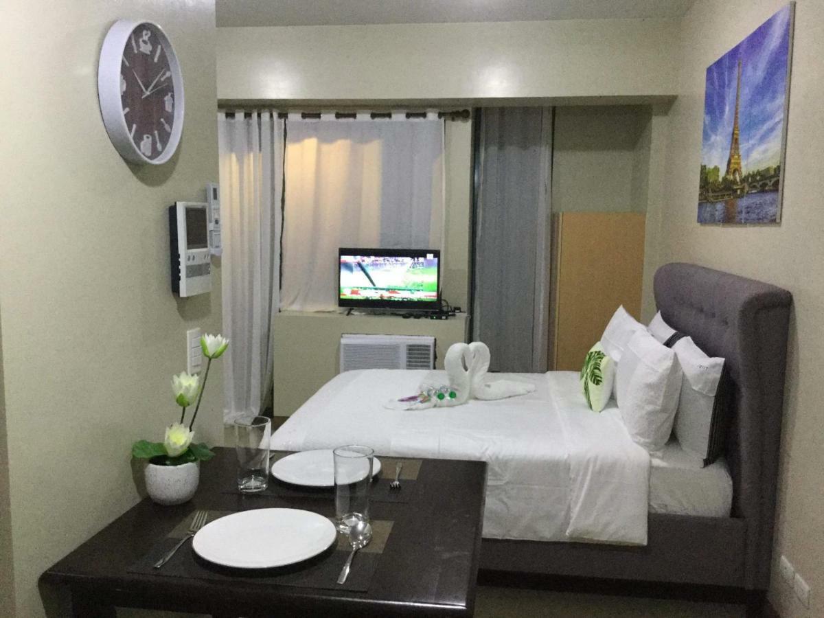 Palm Tree Villas 2 Manila Eksteriør billede